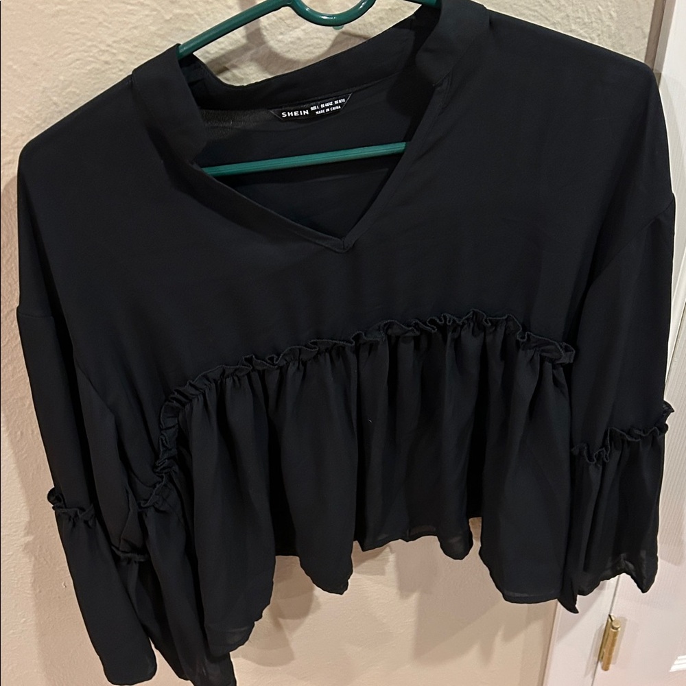 SHEIN Black Ruffled V-Neck Blouse large new!
